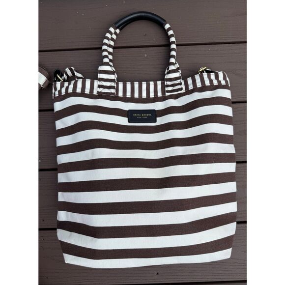 Rare Henri Bendel Signature Magazine Tote and Two Cases - Picture 1 of 12